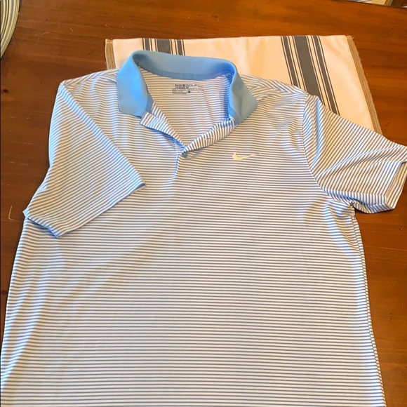 Nike Other - Men’s Nike golf shirt